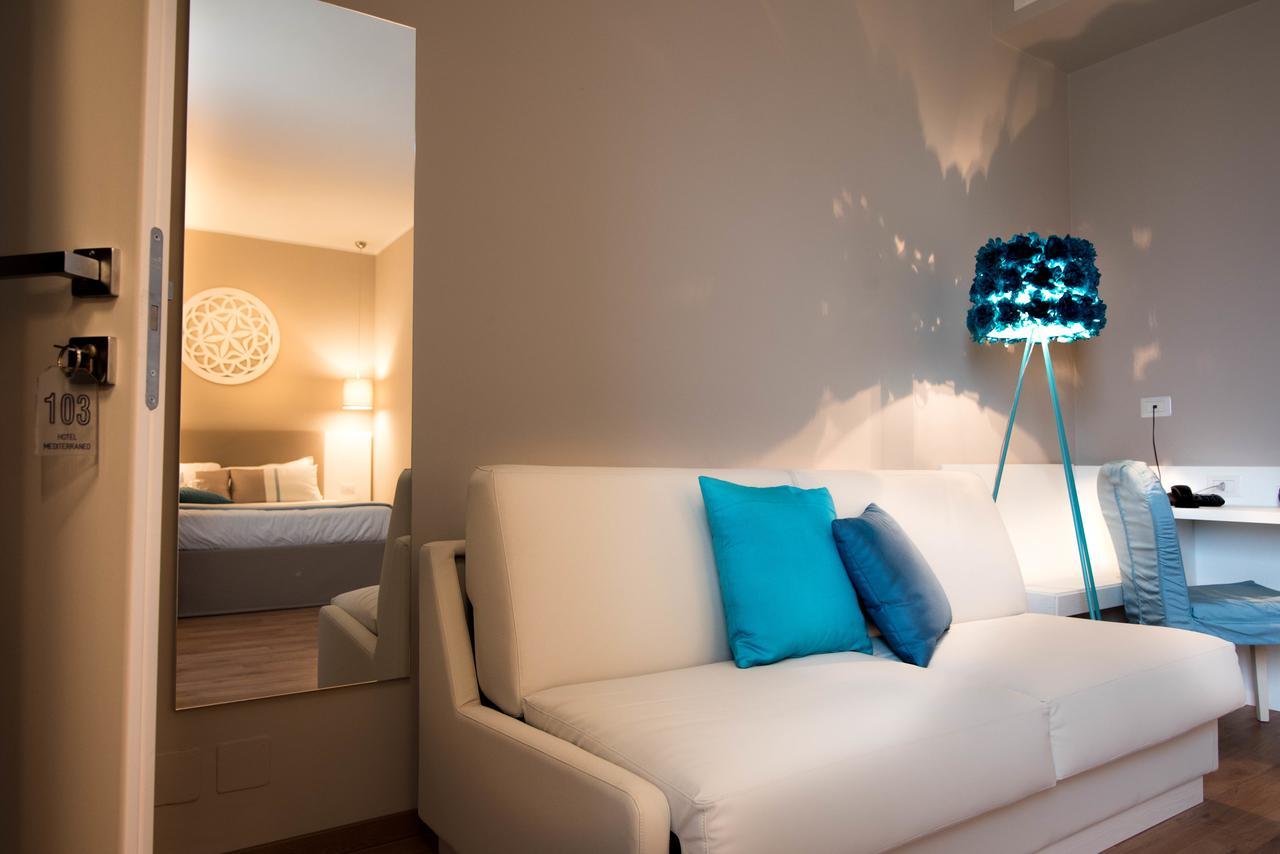 Hotel Mediterraneo Лидо-ди-Латина Экстерьер фото